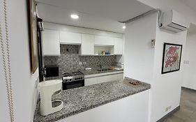 Excelente departamento en pleno centro